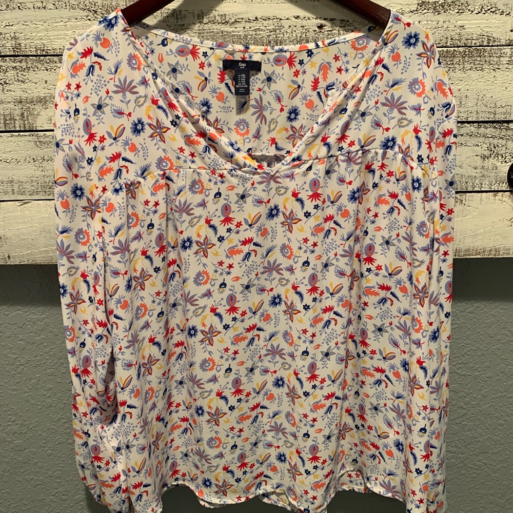 GAP long sleeve blouse
